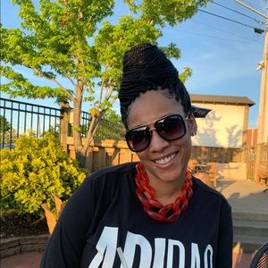 Meet your Posher, Rachel